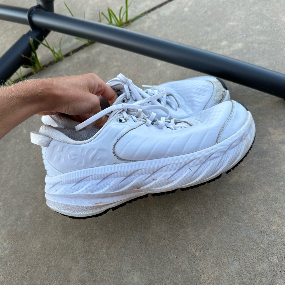 White Hoka Bondi 8